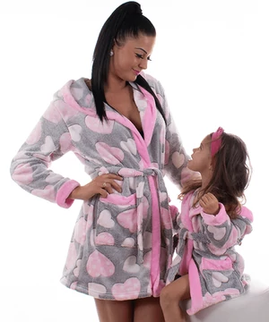 Szürke szivecskés pihe puha wellsoft női köntös