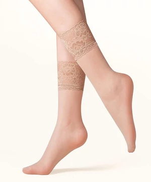 Gabriella csipkés bokafix bézs Kala