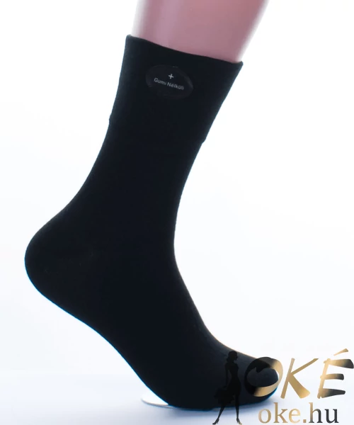Gumi nélküli fekete zokni